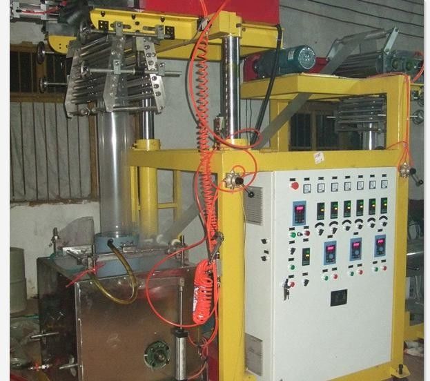 El PVC calienta salida soplada pilar de los fabricantes 30-45kg/H de la máquina de la película del encogimiento